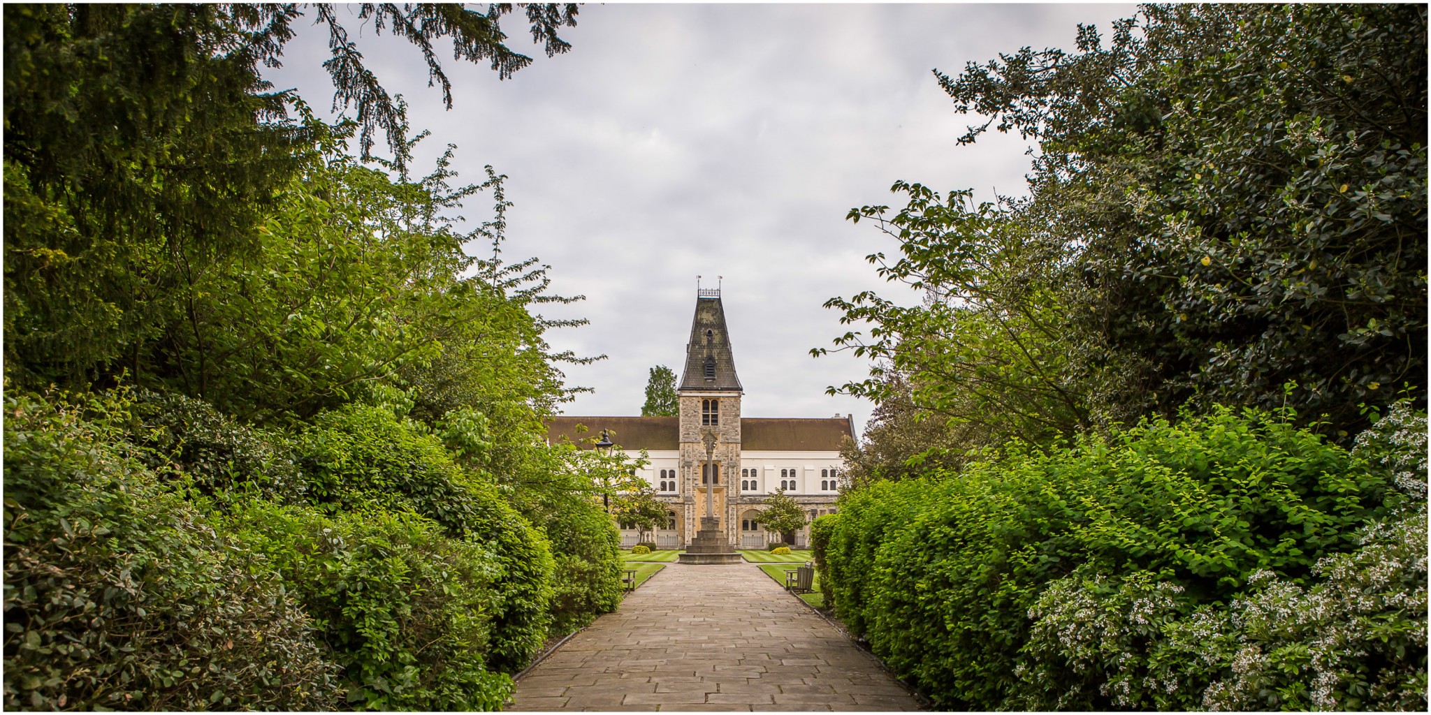 dulwich-picture-gallery-wedding-photography-011