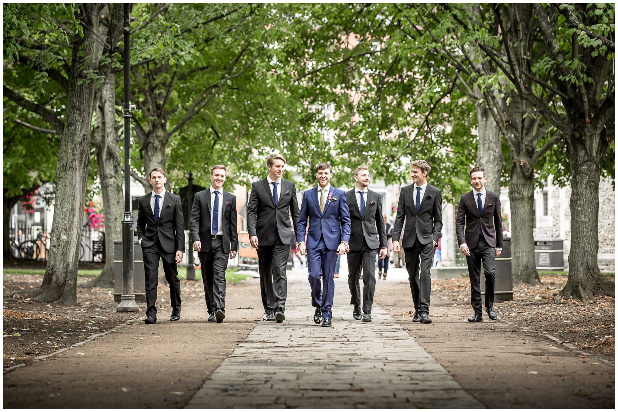 winchester cathedral wedding photography groom and groomsmen arriving