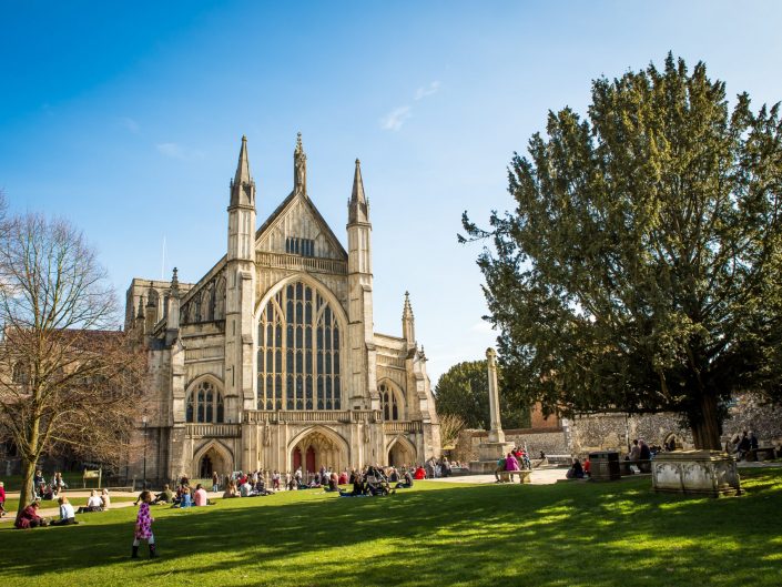 Winchester Cathedral Wedding Photographer