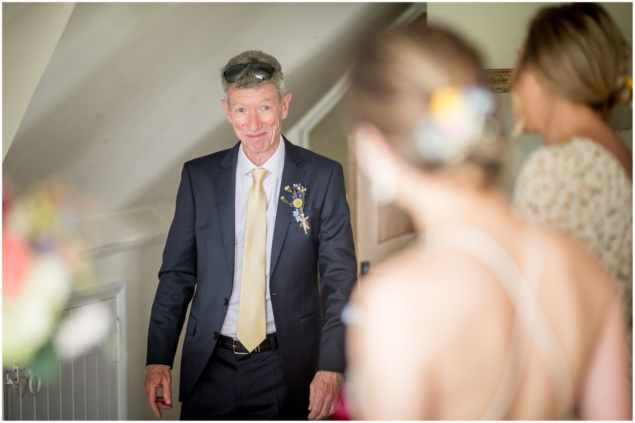 Father of the bride sees his daughter for the first time